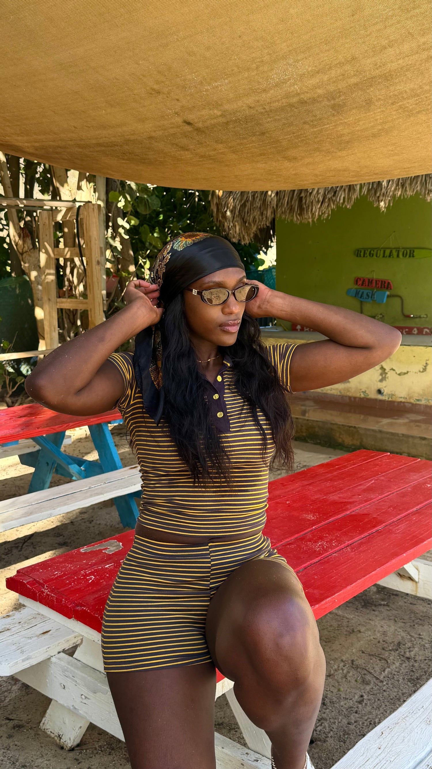 YELLOW SET